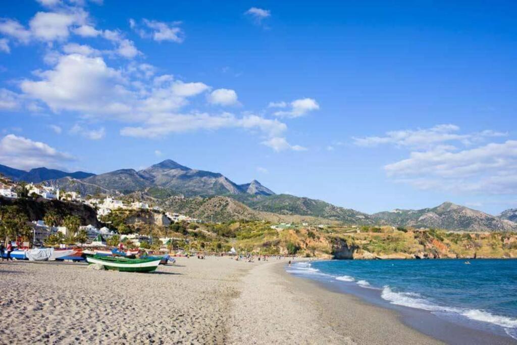 Bajo Playazo Jimena 6 Apartment Nerja Luaran gambar
